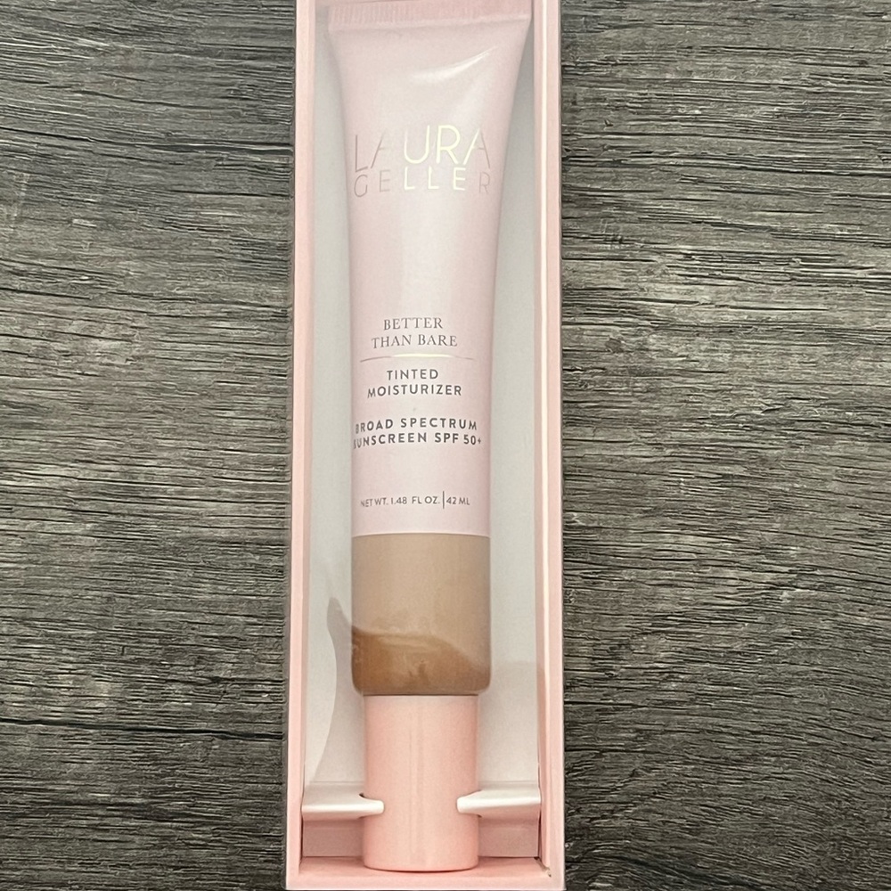 Laura Geller Better Than Bare Tinted Moisturizer with SPF 50+ Sand 400